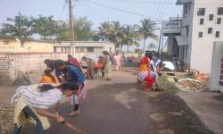 Cleaning work by volunter's of NSS in the village Ingali During Special Camp